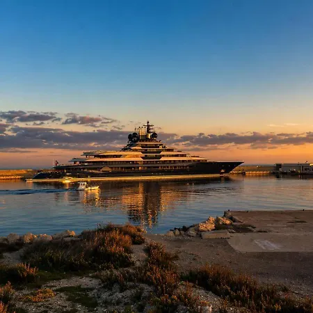 Old Town With Ac 320m From * Antibes
