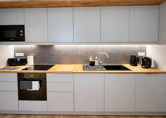 Old Town With Ac 320m From