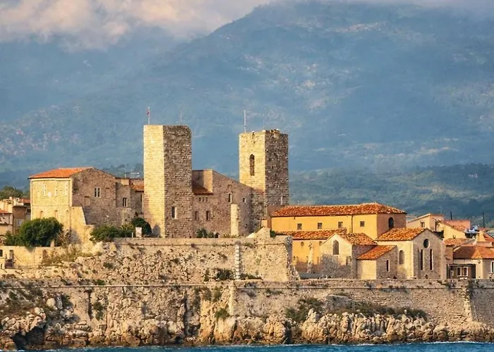 Apartman Old Town With Ac 320m From *