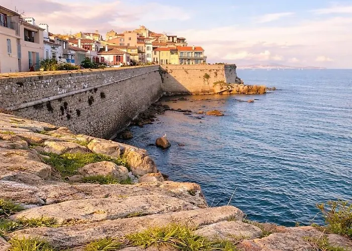 Old Town With Ac 320m From * Antibes