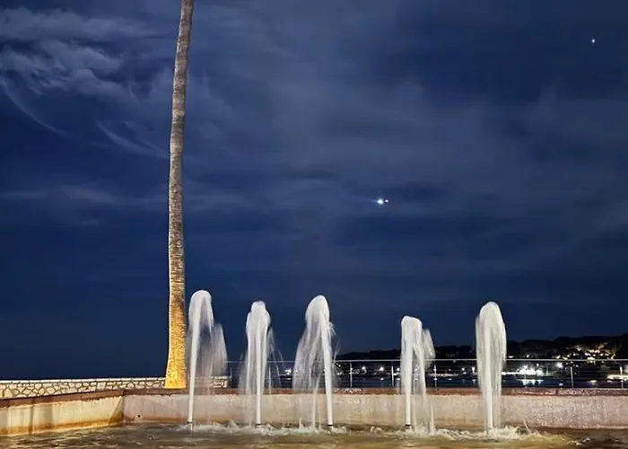 Old Town With Ac 320m From Apartman