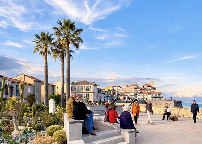 Old Town With Ac 320m From