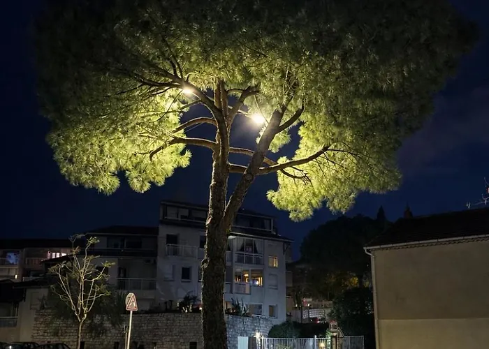 Old Town With Ac 320m From Apartman Antibes